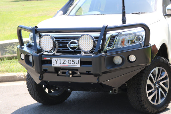 Nissan Navara NP300 2015 - 2020 RockArmor Elite Bull Bar