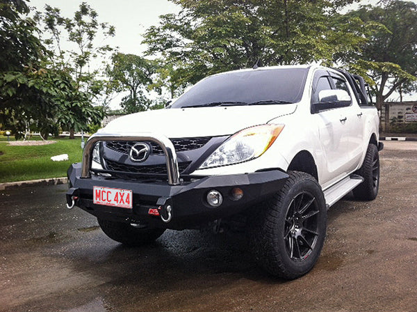 MCC4X4 Rocker 078-01SQ Single Loop bullbar fitted to BT50 UP UR 2012-2020