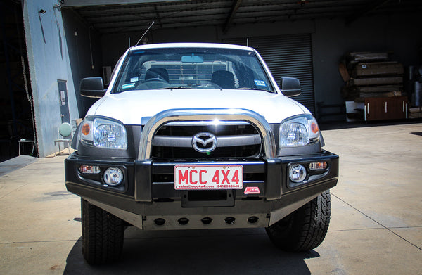 MCC4X4 Falcon 707-01 Single Black Loop bullbar fitted to BT50 UN 2006-2011