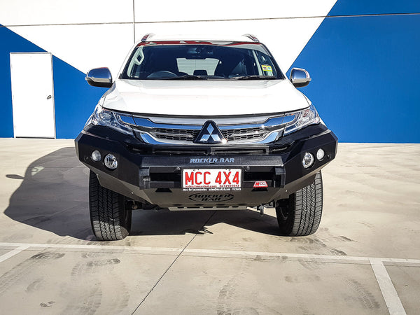MCC4X4 Rocker 078-01SQ No Loop bullbar fitted to Pajero Sport QE 2015-2020
