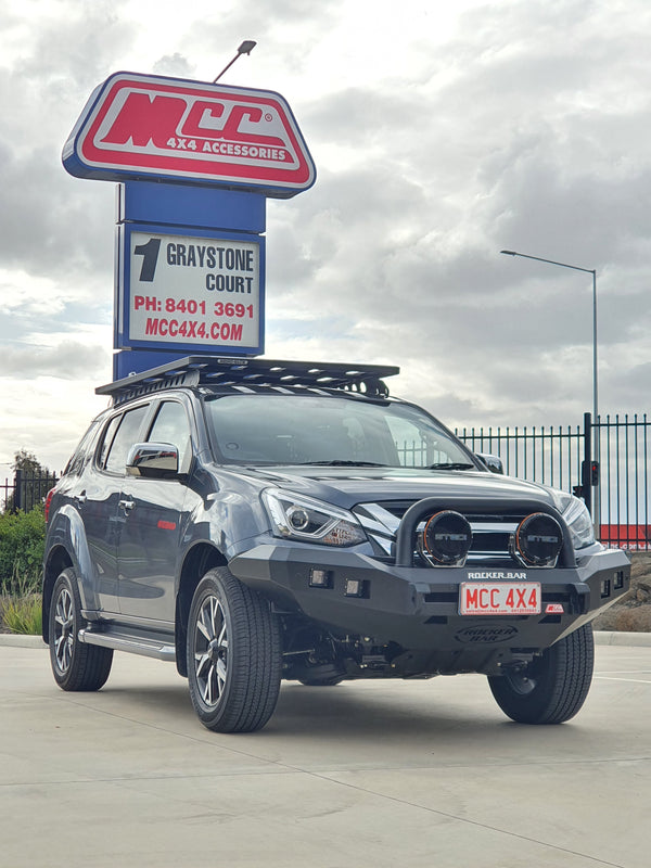 MCC4X4 Rocker 078-01SQ Single Loop bullbar fitted to MUX RF 2013-2016