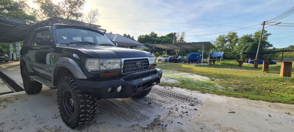 MCC4X4 Rocker 078-01SQ Low Loop bullbar fitted to Land Cruiser 80 series 1990-1998