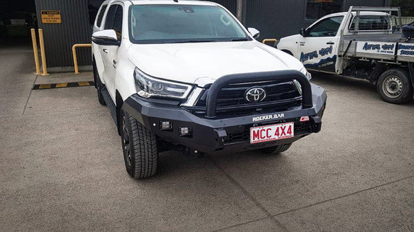 MCC4X4 Rocker 078-01SQ Single Loop bullbar fitted to Hilux N80 2016-2020