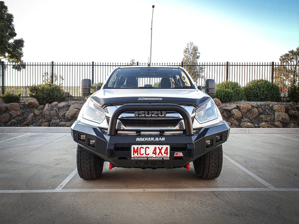 MCC4X4 Rocker 078-01SQ Single Loop bullbar fitted to Dmax 2017-2020