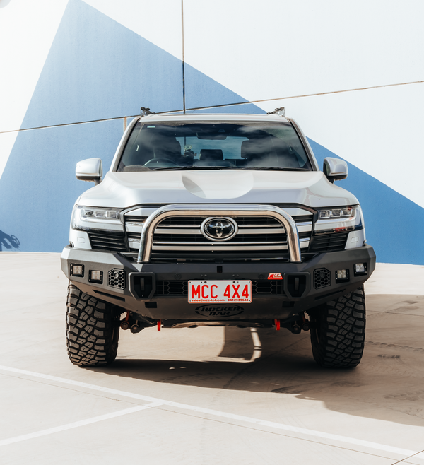 MCC4X4 Rocker 078-01SQ Single Chrome Loop bullbar fitted to Land Cruiser 300 Series 2022-On