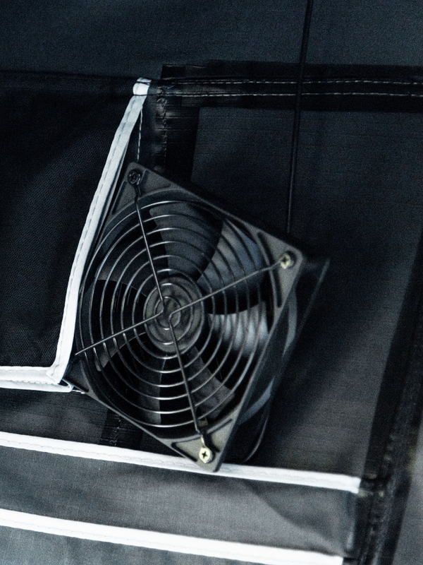 12 volt 3 setting ventilation fan and fan pocket