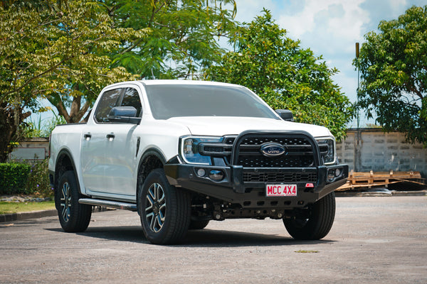 MCC4X4 Falcon 707-01 Single Black Loop bullbar fitted to Next-Gen Ranger/Everest 2022-On